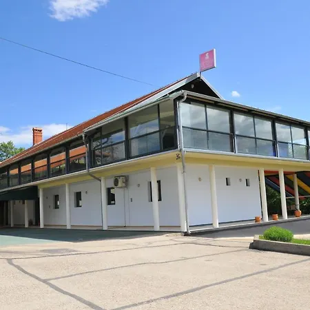 Tahiti Vila